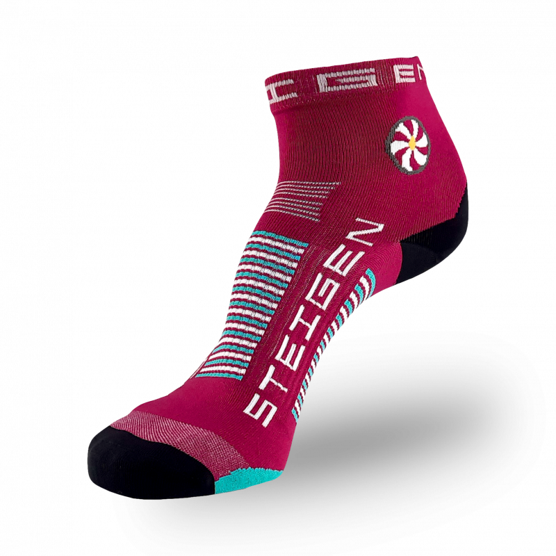 Burgundy Running Socks ¼ Length
